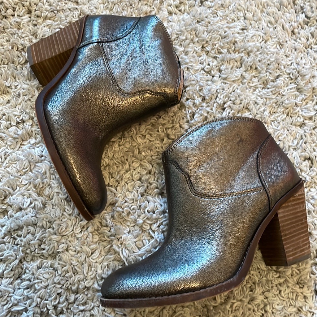 Lucky Brand Eller Booties